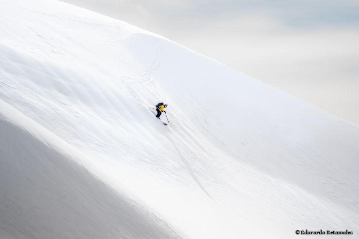 Ski down one of the faces of Villarrica Volcano-El Patron Mountain